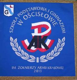 Szko�a Podstawowa i Gimnazjum im AK Armia Krajowa o�cis�owo proporce